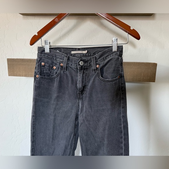 Levis|Women’s Low Pro Straight Charcoal Gray Jeans,high rise in size 23•••Staple - Picture 4 of 15